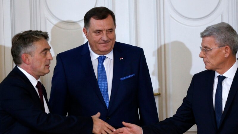 Dodik: Džaferović samoinicijativno poziva na komemorativni skup u Potočarima