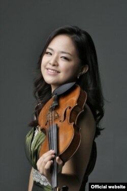 Gyehee Kim, cîștigătoare a premiului întîi la vioară