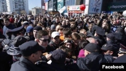 Протест "Он нам не царь" в Челябинске