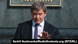 Олександр Данилюк вважає своє відсторонення від конкурсу незаконним і політично обумовленим