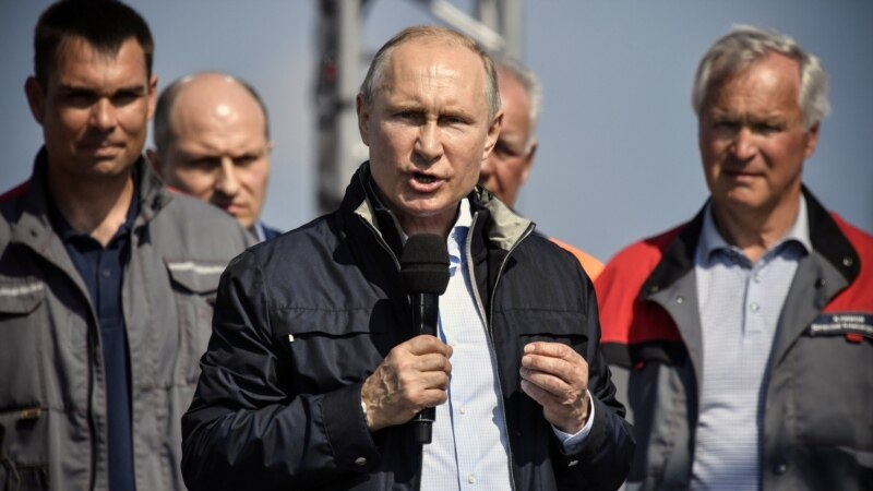 Кремль официально подтвердил, что Путин откроет движение поездов по Керченскому мосту