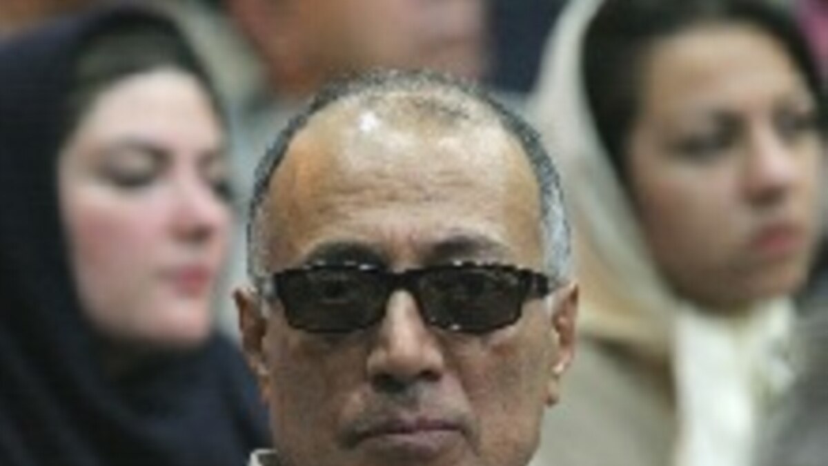 Iran Acclaimed Filmmaker Draws Admirers In New York
