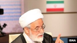 مهدی کروبی، از رهبران مخالف دولت