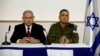 آویو کوخاوی (راست) در کنار بنیامین نتانیاهو