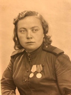 Zinaida Korneva regrutovana je sa 19 godina i učestvovala u Staljingradskoj bitki.