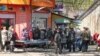 Точка обналичивания в оккупированном Донецке в марте 2020 года: КПВВ на тот момент закрыты едва ли месяц