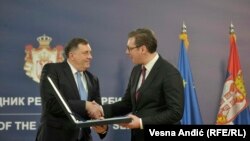 Milorad Dodik sa predsednikom Srbije Aleksandrom Vučićem