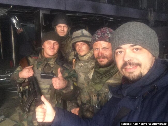 Кирило Недря на знімальному майданчику художнього фільму «Кіборги»