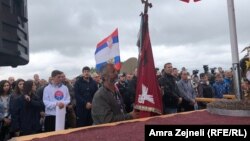 Iako im je uklonjena zastava, pripadnici Obraza imali su majice sa znakom zabranjene organizacije