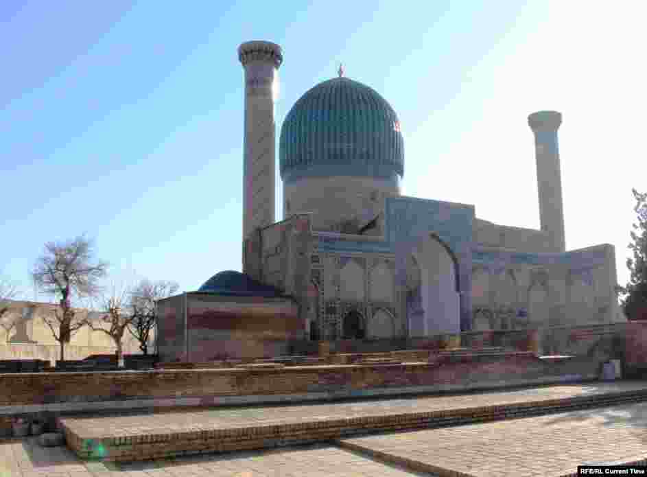 Uzbekistan - Old and new photos of Samarkand