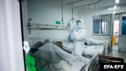 Չինաստան - Ուհանի հիվանդանոցում բուժում են կորոնավիրուսով վարակվածներին, հունվար, 2020թ.