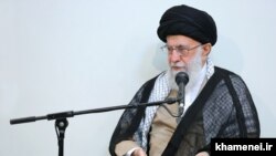 علی خامنه‌ای، رهبر جمهوری اسلامی خواستار جدیت دستگاه‌های مسئول در رسیدگی به موضوع حمله اخیر شد