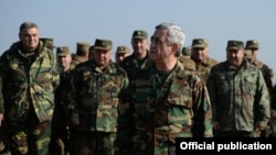 Serzh Sarkisian Dağlıq Qarabağda keçirilən hərbi təlimlərə qatılıb