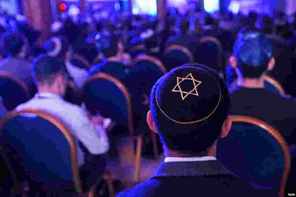 Participants attend a congress of the Federation of Jewish Communities of Russia at the Jewish Community Center in Moscow.&nbsp;​(Sergei Fadeichev/TASS)