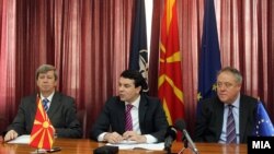 Прес-конференција на Министерот за надворешни работи Никола Попоски и членови на неформалната група во ЕП „Пријатели на Македонија“ 
