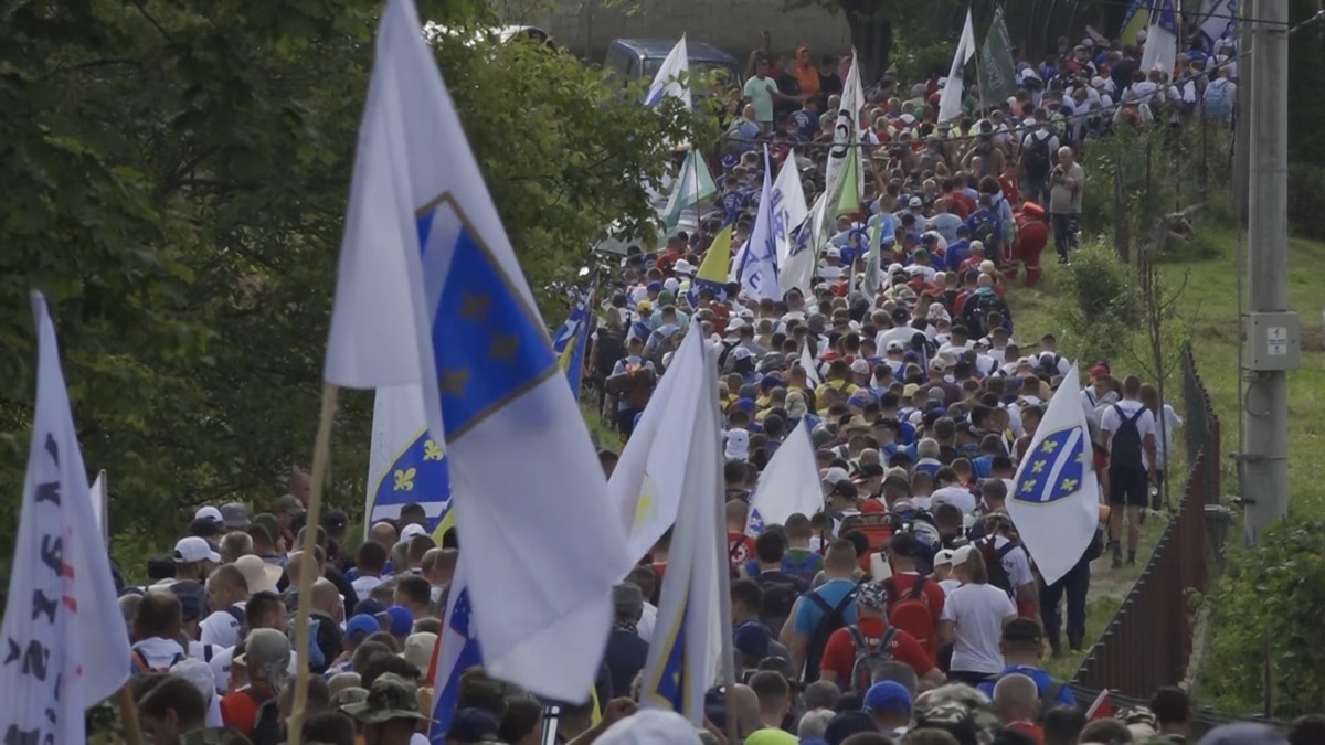 Thousands March To Remember Victims Of Srebrenica Massacre