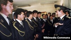 Джохар Дудаев с чеченской гвардией