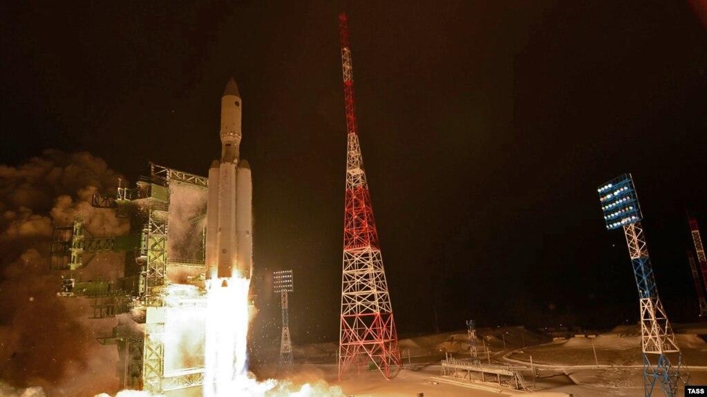 Запуск тяжелой ракеты-носителя "Ангара-А5" (Архивное фото)