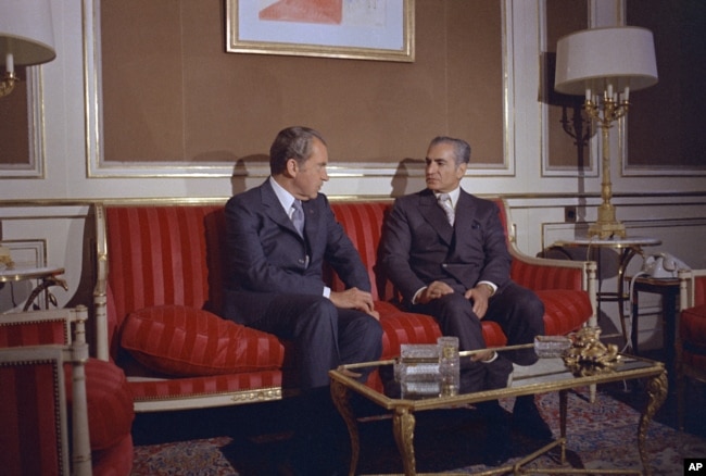 با ریچارد نیکسون در تهران در بهار ۱۹۷۲