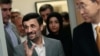 محمود احمدی نژاد (راست) در دیدار با بان گی مون، دبیرکل سازمان ملل
