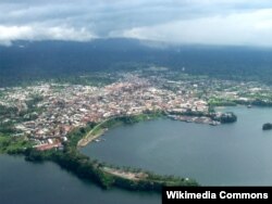 Вид с воздуха на столицу Экваториальной Гвинеи Малабо