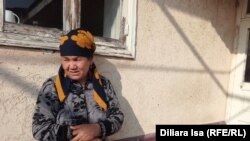 Назокат Юлдашева, жительница села Карабулак, сына которой поместили под стражу. Южно-Казахстанская область, 17 ноября 2017 года.