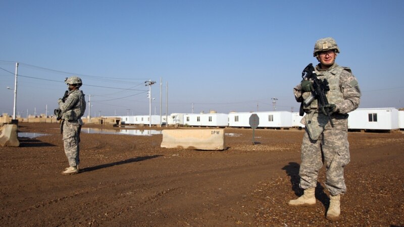 Меѓународните сили се повлекоа од воена база во Ирак 
