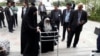 اعظم طالقانی، ۲۰ سال اعتراض در چارچوب قانون