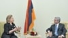 Встреча госсекретаря США Хиллари Клинтон и президента Армении Сержа Саргсяна. Ереван, 4 июля 2010 г.