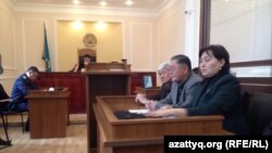 На судебном процессе, где рассматривается ходатайство Ержана Утембаева об УДО. Астана, 7 ноября 2014 года.