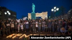 Акція пам'яті жертв пожежі в Кемерові, Москва, Росія, 27 березня 2018 року