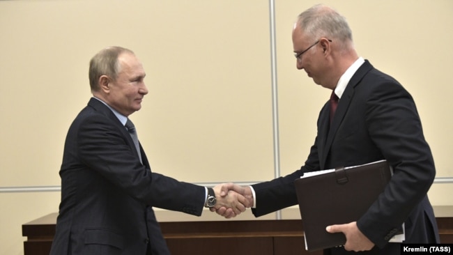 Президент РФ Володимир Путін та генеральний директор Російського фонду прямих інвестицій Кирило Дмитрієв