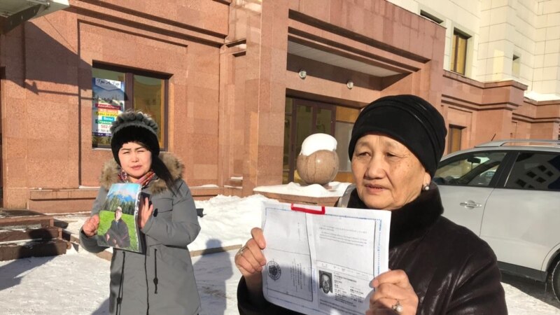 Peste două mii de etnici kazahi din China au primit dreptul de a renunța la cetățenia chineză și de a părăsi țara