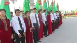 ÝB bilen iri taslamalarda ylalaşyklara ymtylýan Türkmenistanda Günbatara garşy wagyz kime derkar?
