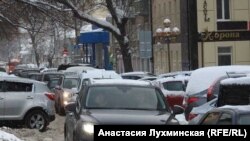Пробки на улицах Саратова держатся на отметке от 7 до 10 баллов
