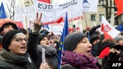 Protesti u Varšavi