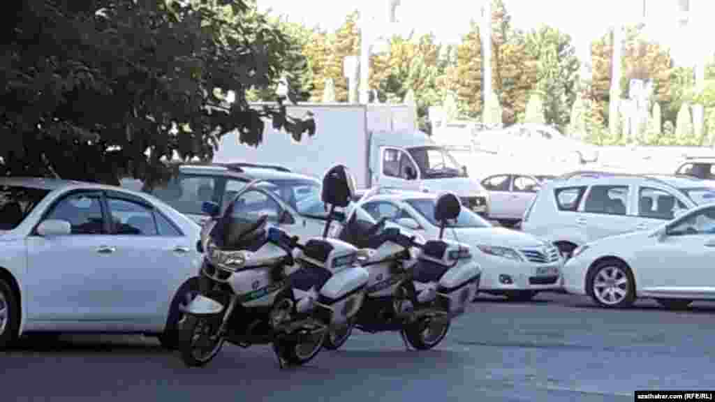 Полицейские мотоциклы
