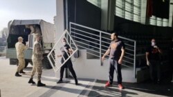 U postavljanju kreveta pomogli su pripadnici navijačke grupe Ultra Crna Gora