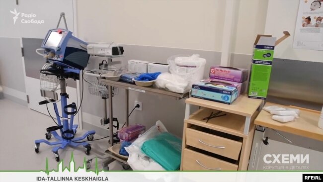 При цьому, естонський уряд розпорядився докупити ще близько 200 апаратів ШВЛ – розповідає лікар, який працює у відділенні невідкладної допомоги госпіталю у місті Пярну