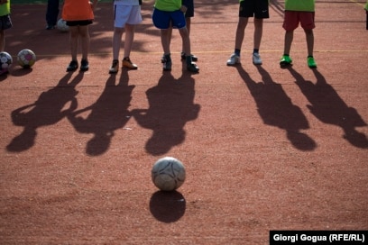 Сексуалды брюнеткалар Жетілген МИЛФ секс видео
