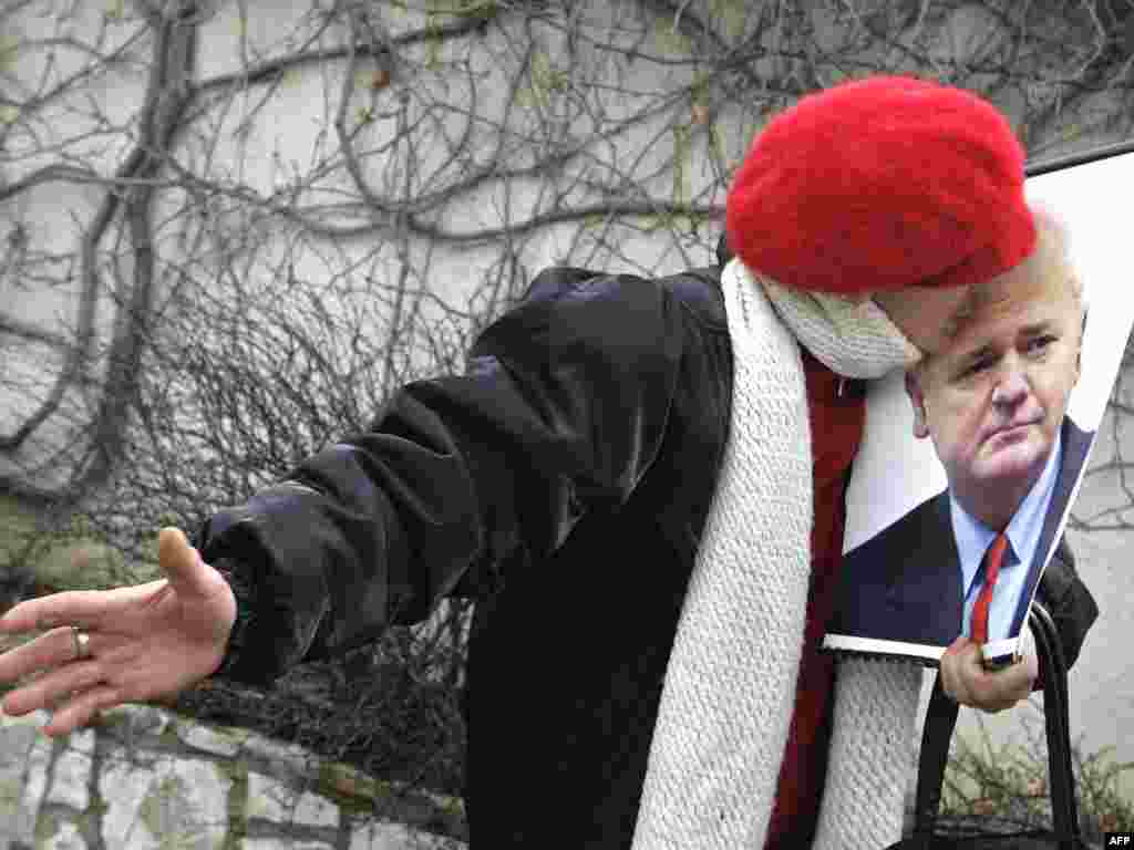 Сегодня - третья годовщина смерти Слободана Милошевича 