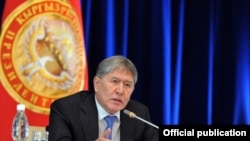 Президент КР Алмазбек Атамбаев.