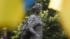Пам’ятник Анні Київській, королеві Франції. Санліс, фото 26 червня 2017 року