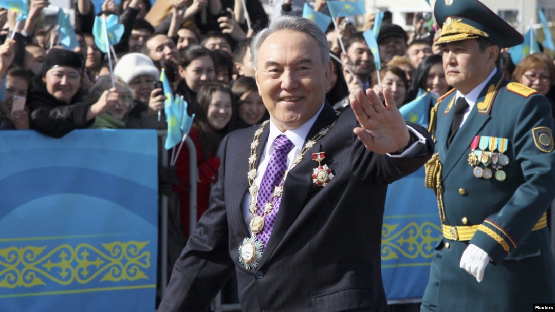 Үрлемелі қуыршақ