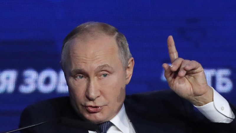 Путин: САД сега ја обвинуваат Украина за мешање во изборите   