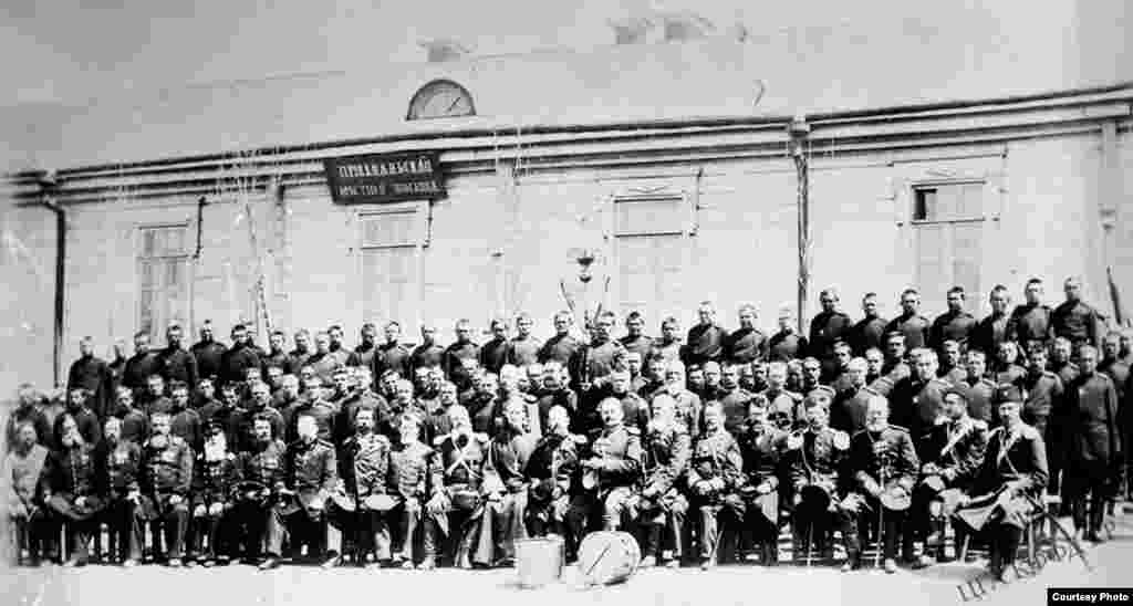 Түркистан генерал-губернаторлугунун аскерлери. Каракол шаары, 1899-жыл