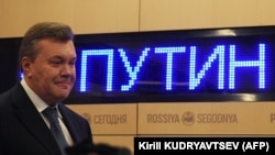 Бывший президент Виктор Янукович, бежавший в Россию, перед пресс-конференцией, которую он давал в Ростове в 2019 году