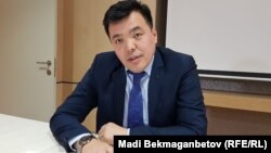 Мәди Мырзағараев, Қуандық Бишімбаевтың адвокаттарының бірі. Астана, 24 қазан 2017 жыл.