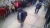 Ағайынды Царнаевтардың Бостонда жарылыс болған күні видео камераға түсіп қалған бейнелері. Суретті ФБР 2013 жылы 18 сәуірде жариялаған.