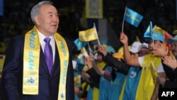 Претседателот на Казахстан Нурслултан Назарбаев на партиски форум на неговата партија Нур Отан во Астана.